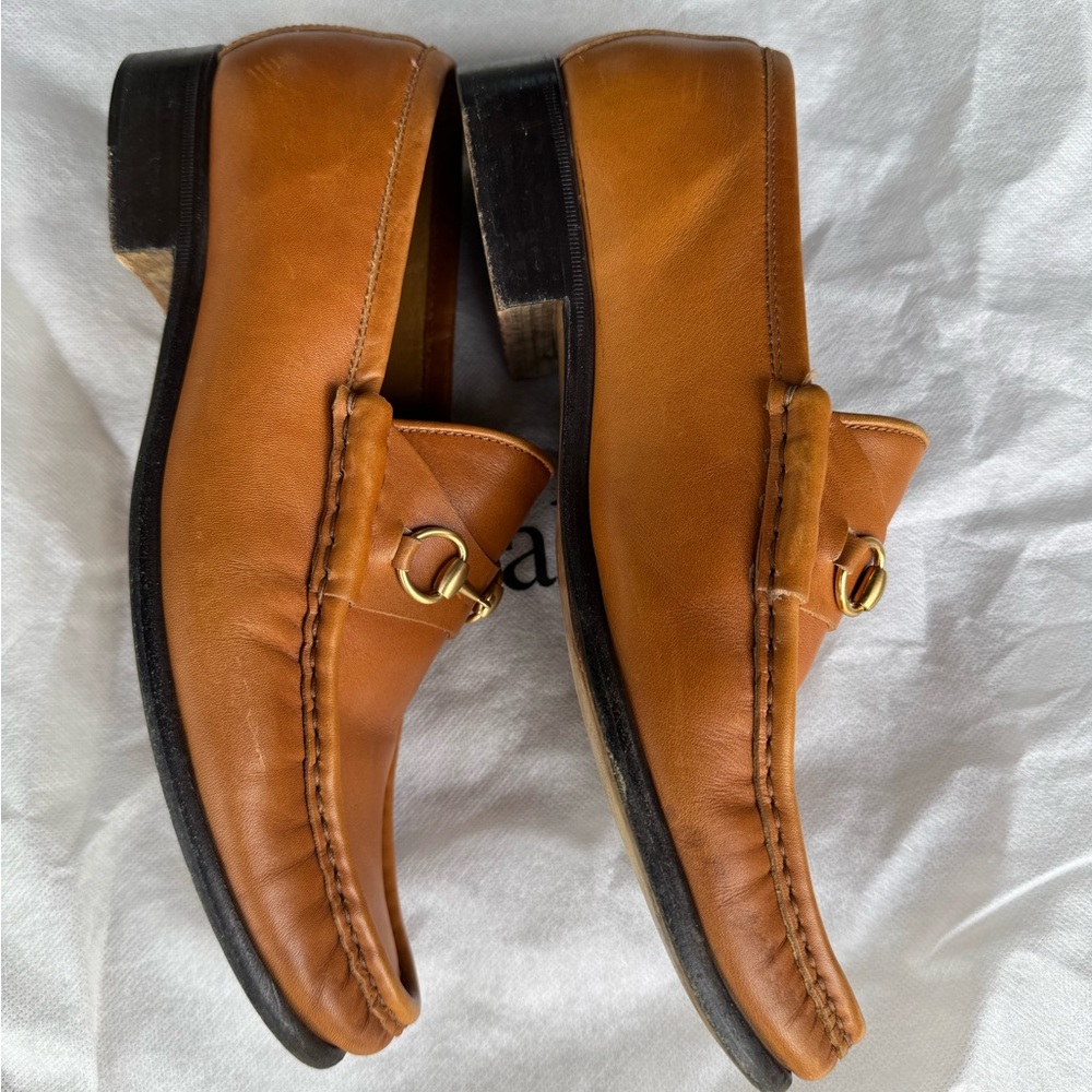 Gucci Saddle Leather Loafers with Gold Hardware-beautiful! - Picture 4 of 12